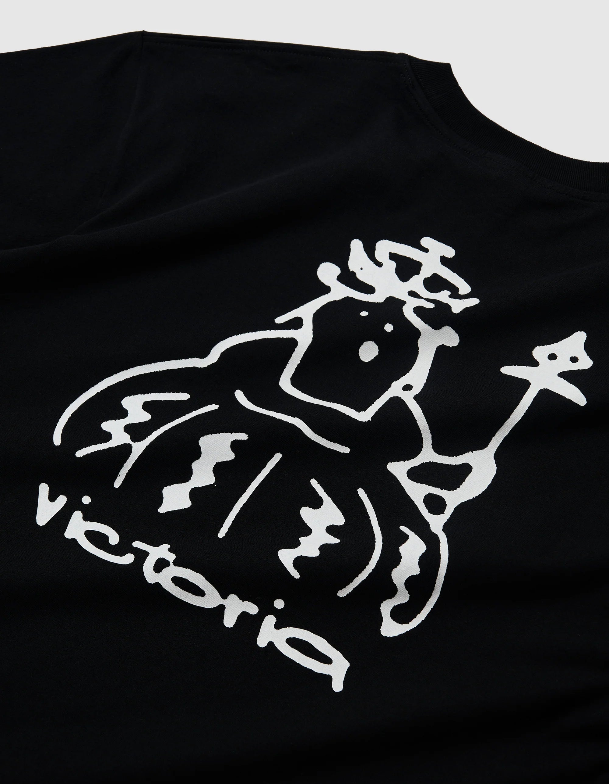 Victoria HK Full Bod S/S Tee – Black