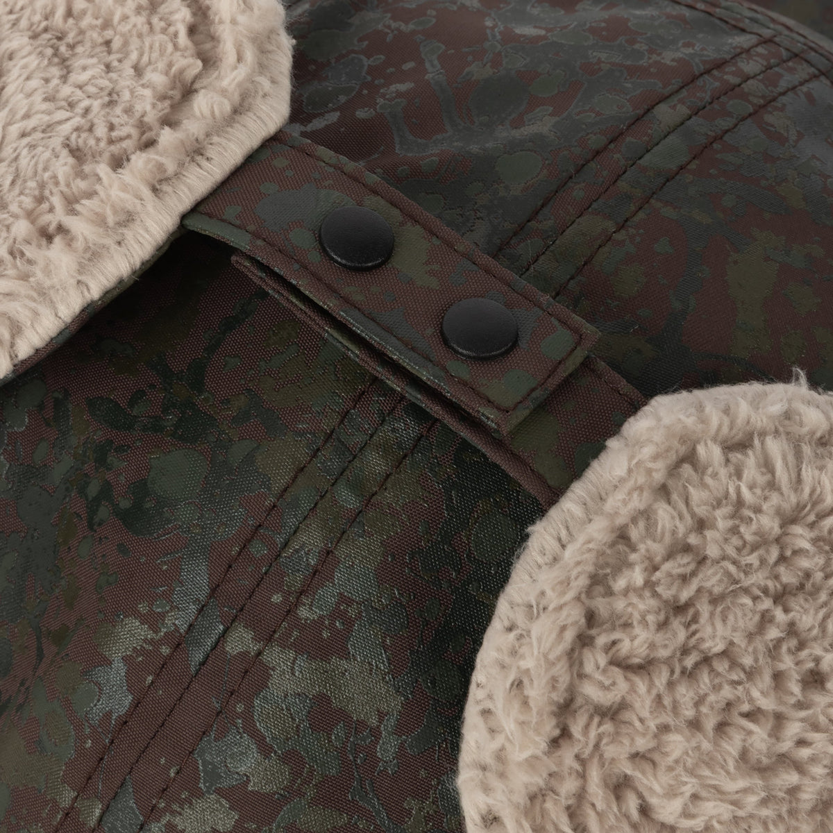 Dime MTL Hunter Earflap Cap Camo — detail