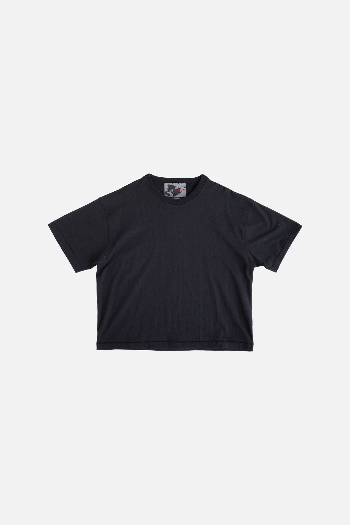 Jungles Jungles Everyday Tee in black, front view