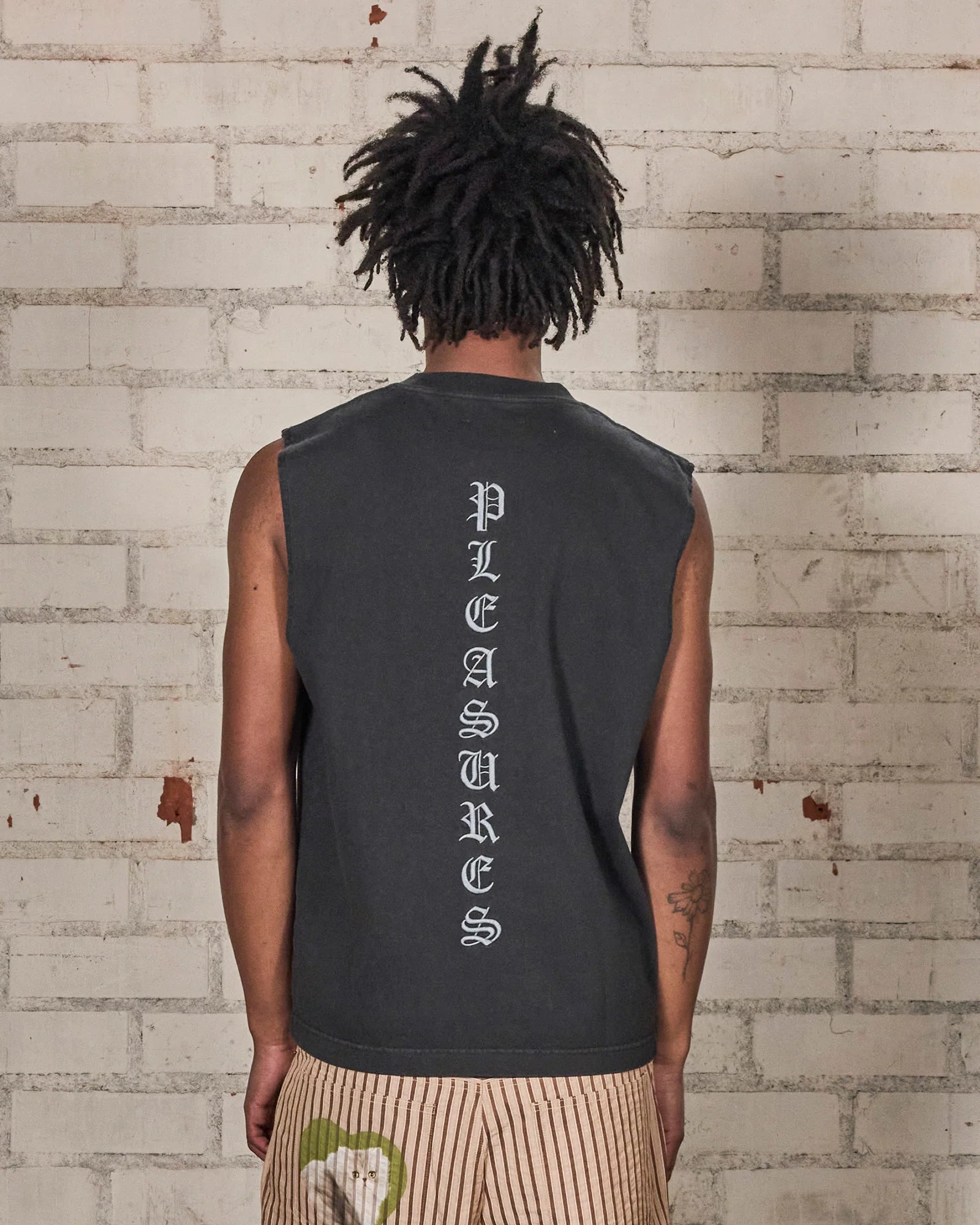Pleasures Sorrow Sleeveless Shirt Black