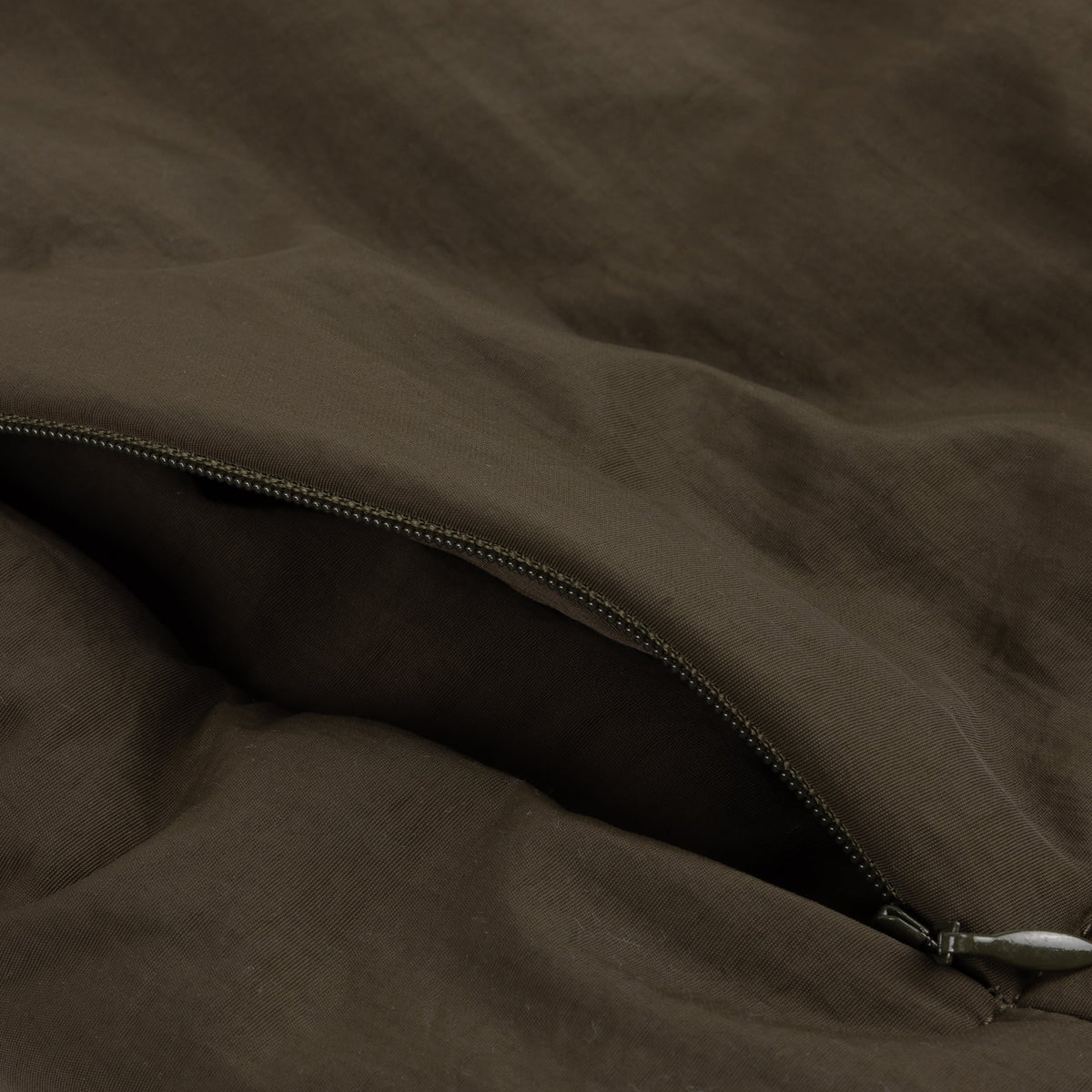 Dime MTL Women's Reversible Bomber Jacket Olive — detail