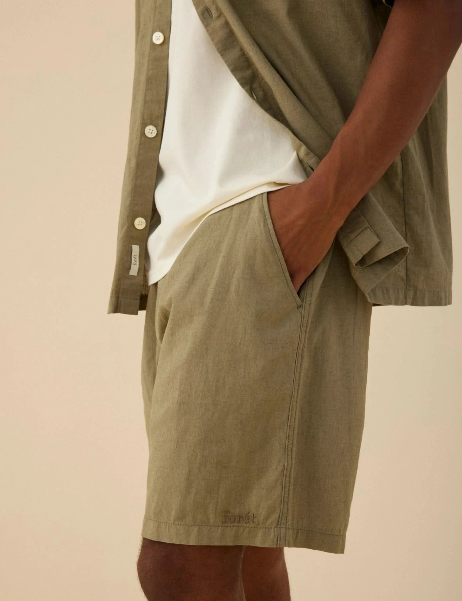 Foret | Serene Linen Shorts Dusty Olive - Gallery Streetwear