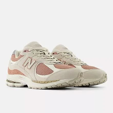 New Balance 2002R – Timberwolf with Landslide Sneaker - Gallery Streetwear