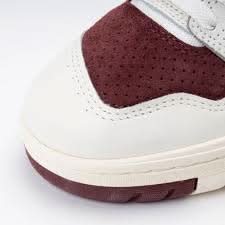New Balance | 550 Sea Salt/ Classic Crimson - Gallery Streetwear