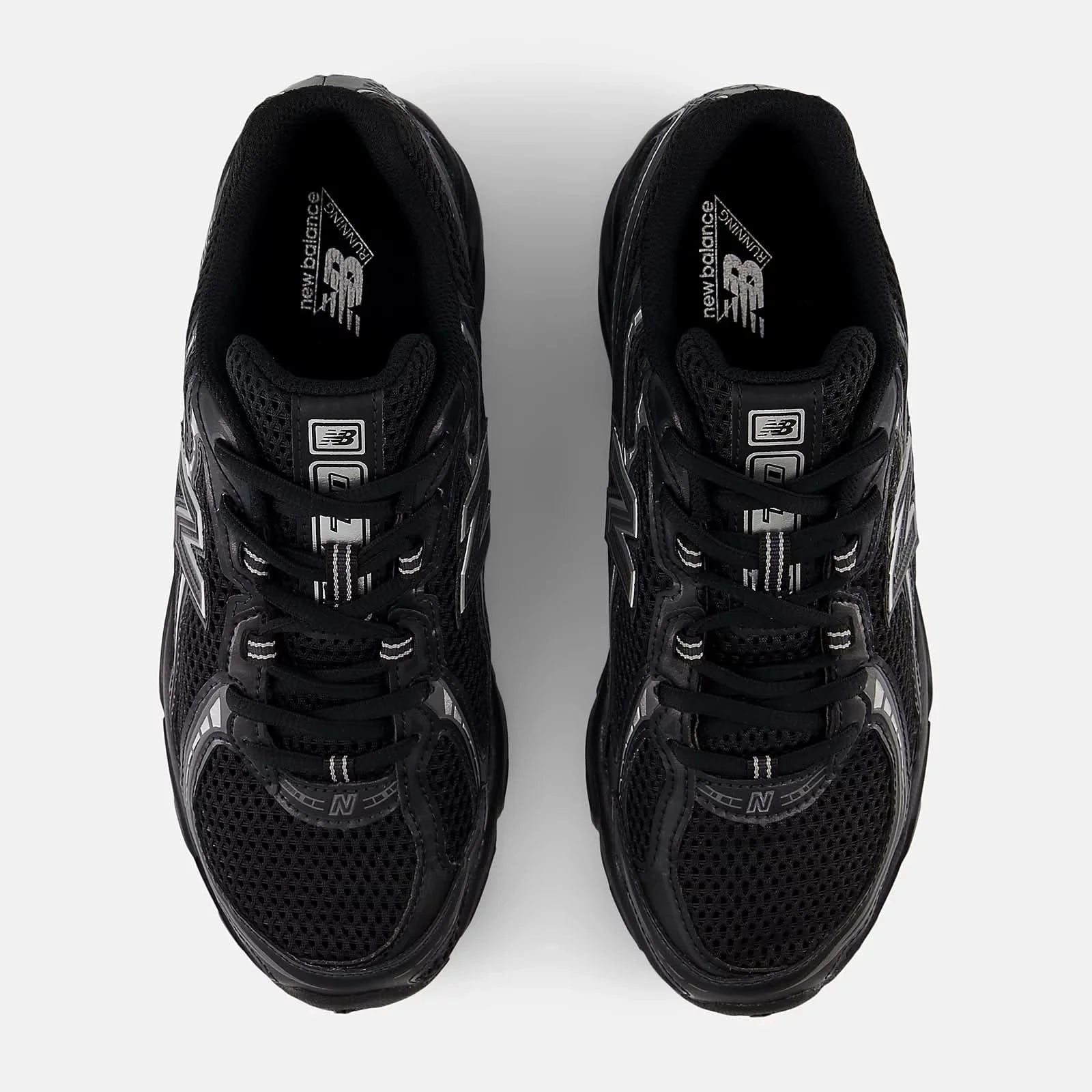 New Balance shoe
| 740 – Black/Silver Metallic - Gallery Streetwear