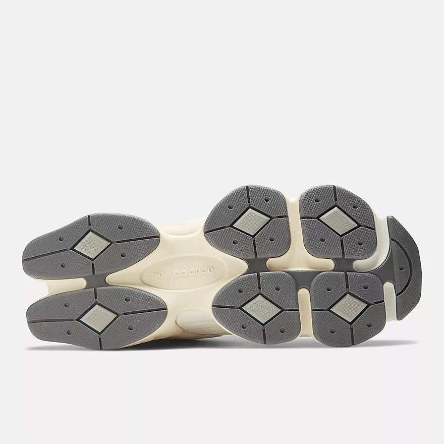 New Balance 9060 – Men’s – Sea Salt / Silver - Gallery Streetwear