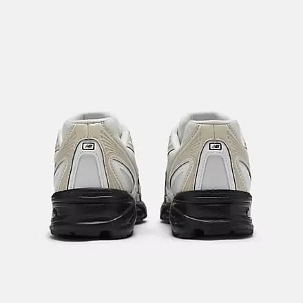 New Balance Womenâs 740 Timberwolf/White - Gallery Streetwear