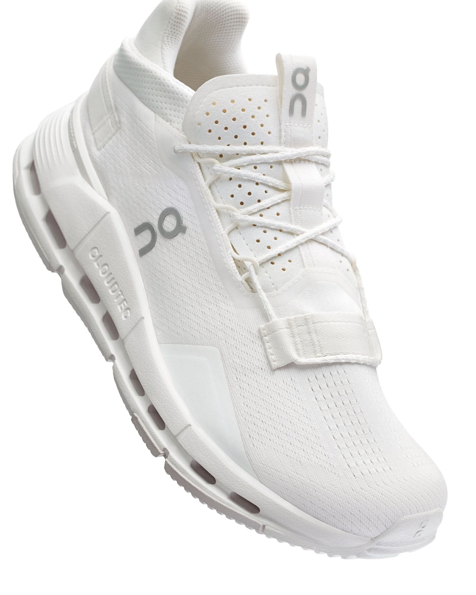 On. | W's Cloudnova 2 | All White - Gallery Streetwear