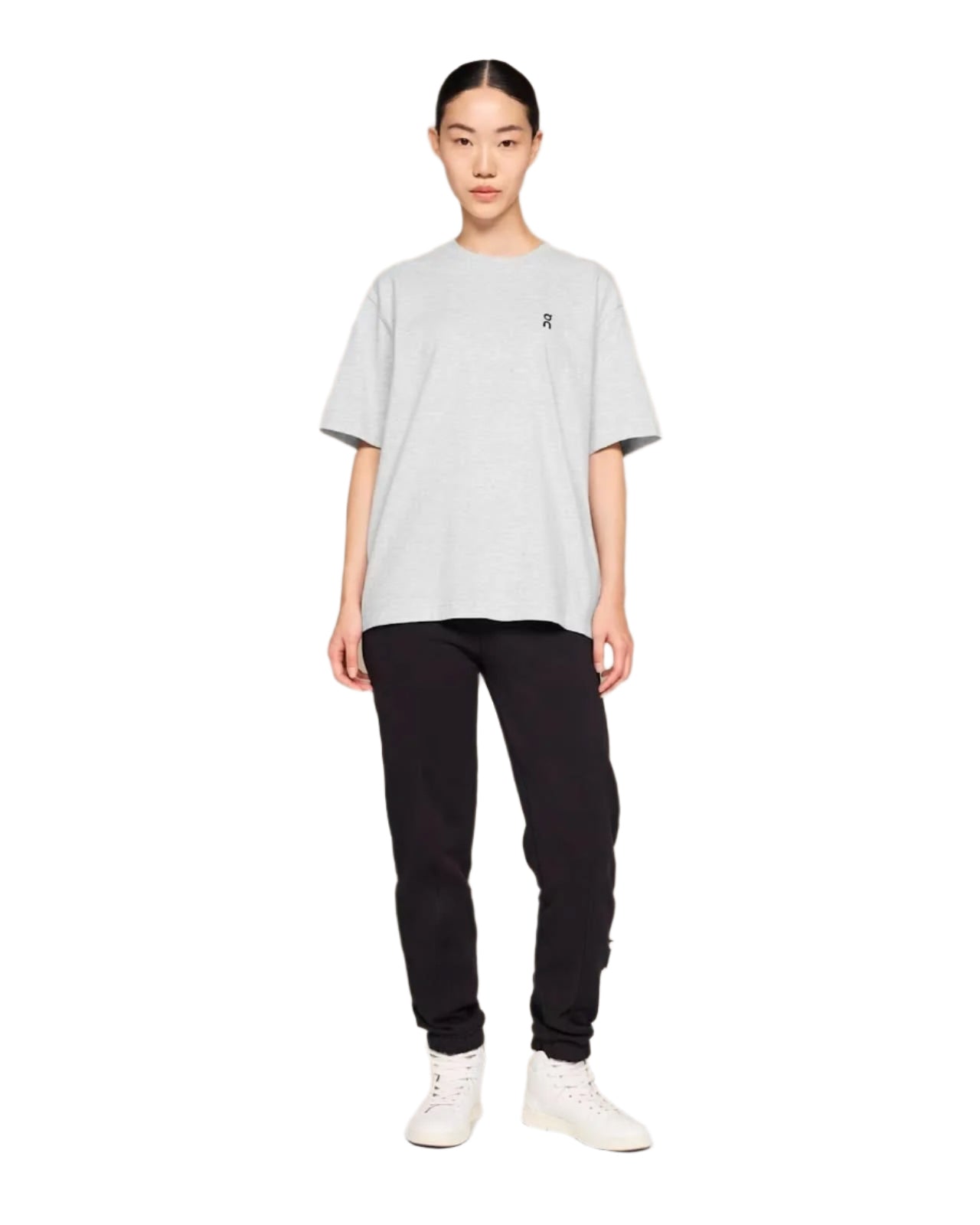 On. | W's Club Tee Crater - Gallery Streetwear