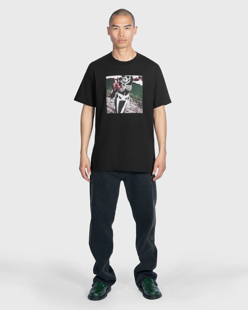 PLEASURES x Slipknot Skeleton Tee – Black Graphic Band Shirt for Streetwear Fans - Gallery Streetwear
