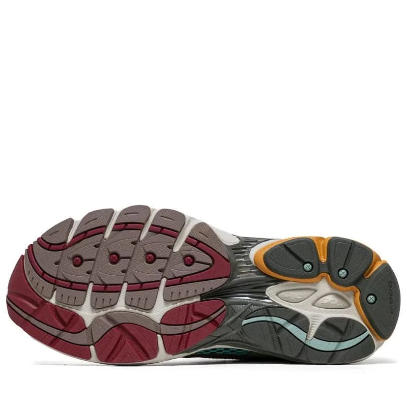 Saucony x Sneaker Politics ProGrid Omni 9 Sportsman’s Paradise - Gallery Streetwear