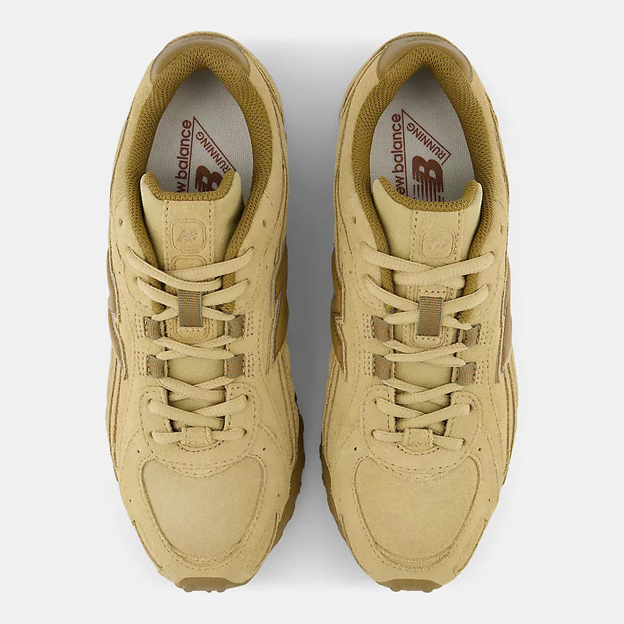New Balance 204L Womens Quicksand/Bark Shoe