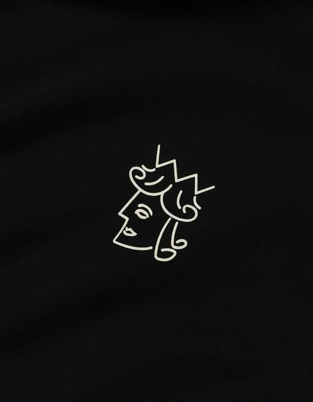 Victoria HK | Queenhead Hoodie – Black - Gallery Streetwear