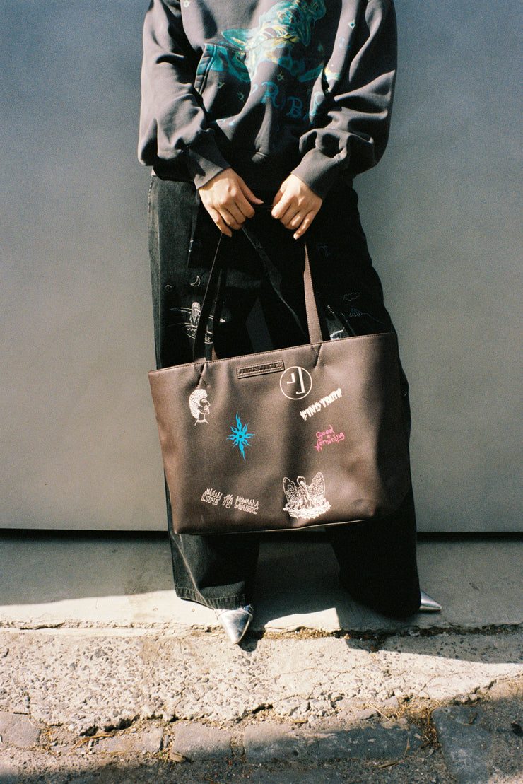 Jungles Jungles | Life Is Magick Tote Bag model