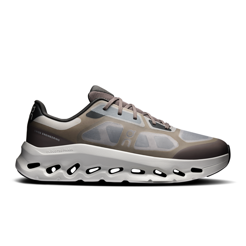 On Running at Gallery Streetwear Canada