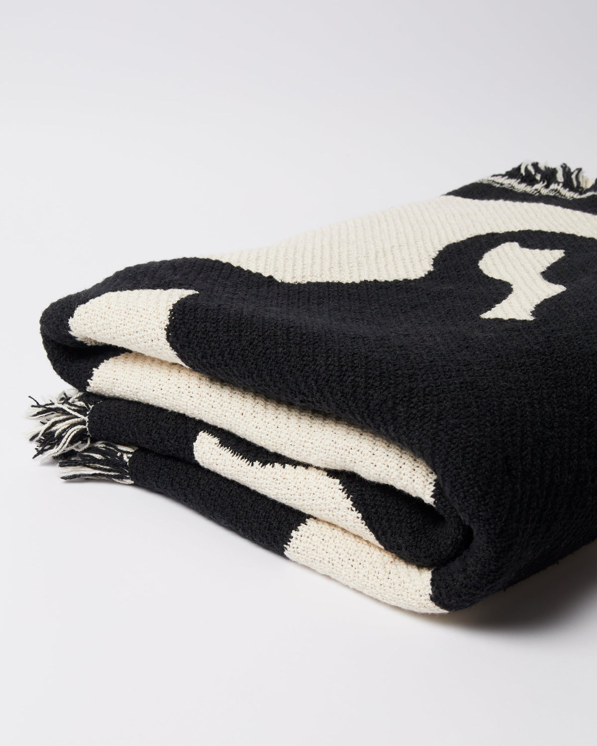 Parra Waiting For You Throw Blanket Black — artwork detail