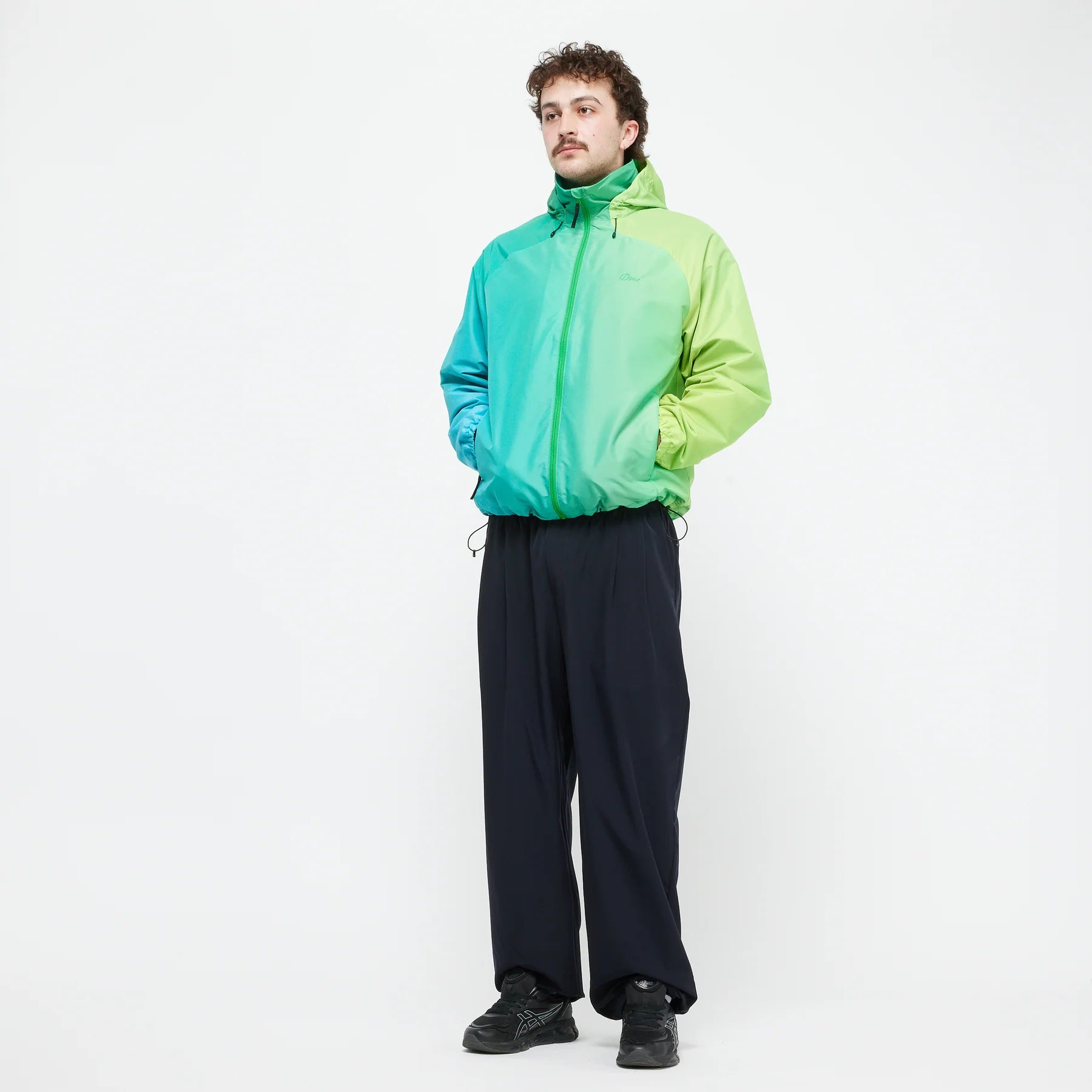 Dime MTL | Gradient Windbreaker - model