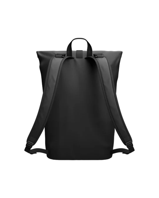 D_b_ | Essential Backpack 12L