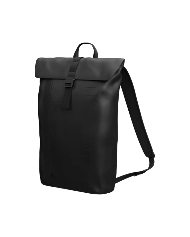 D_b_ | Essential Backpack 12L