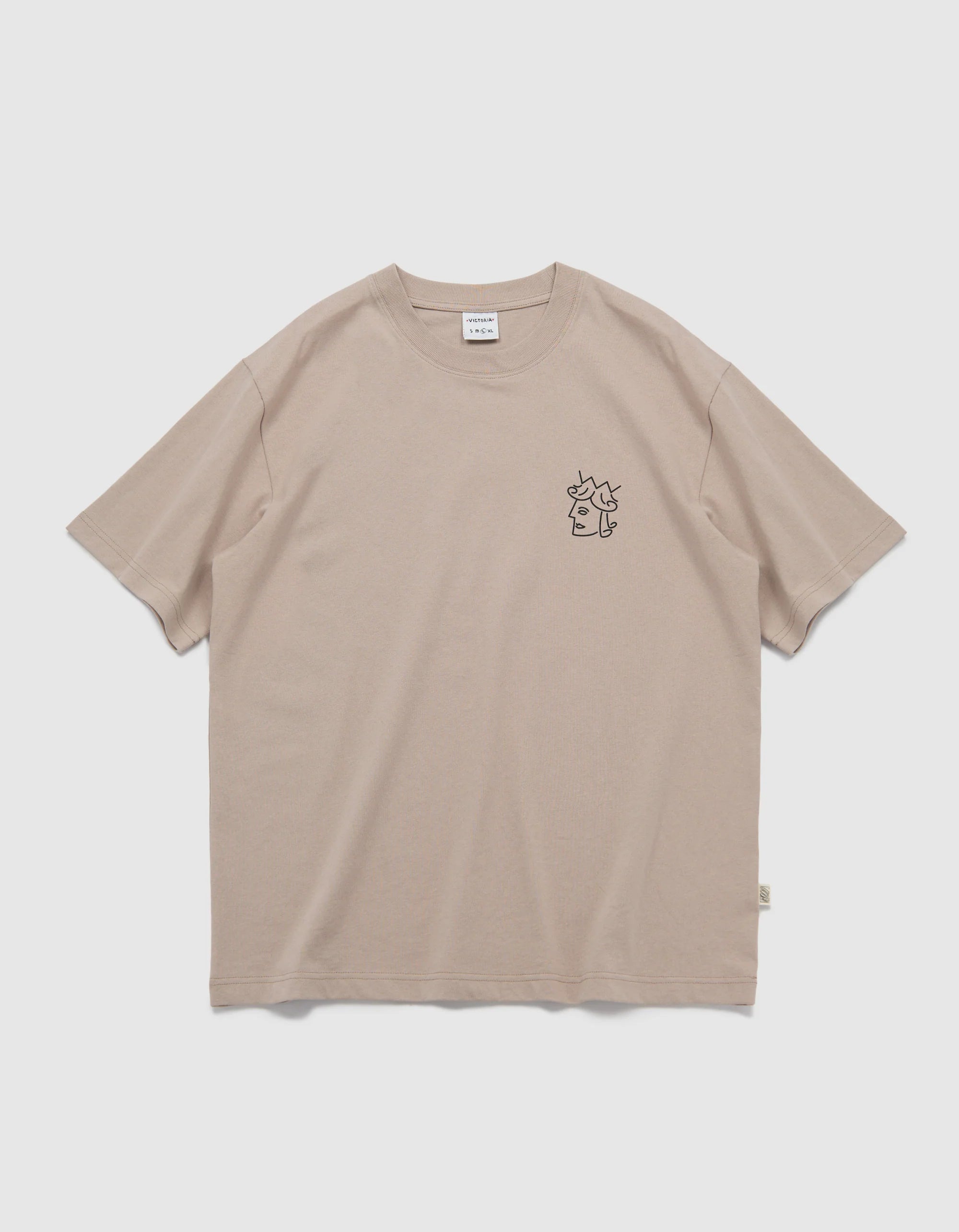 Victoria HK Queenhead Logo S/S Tee – Cement