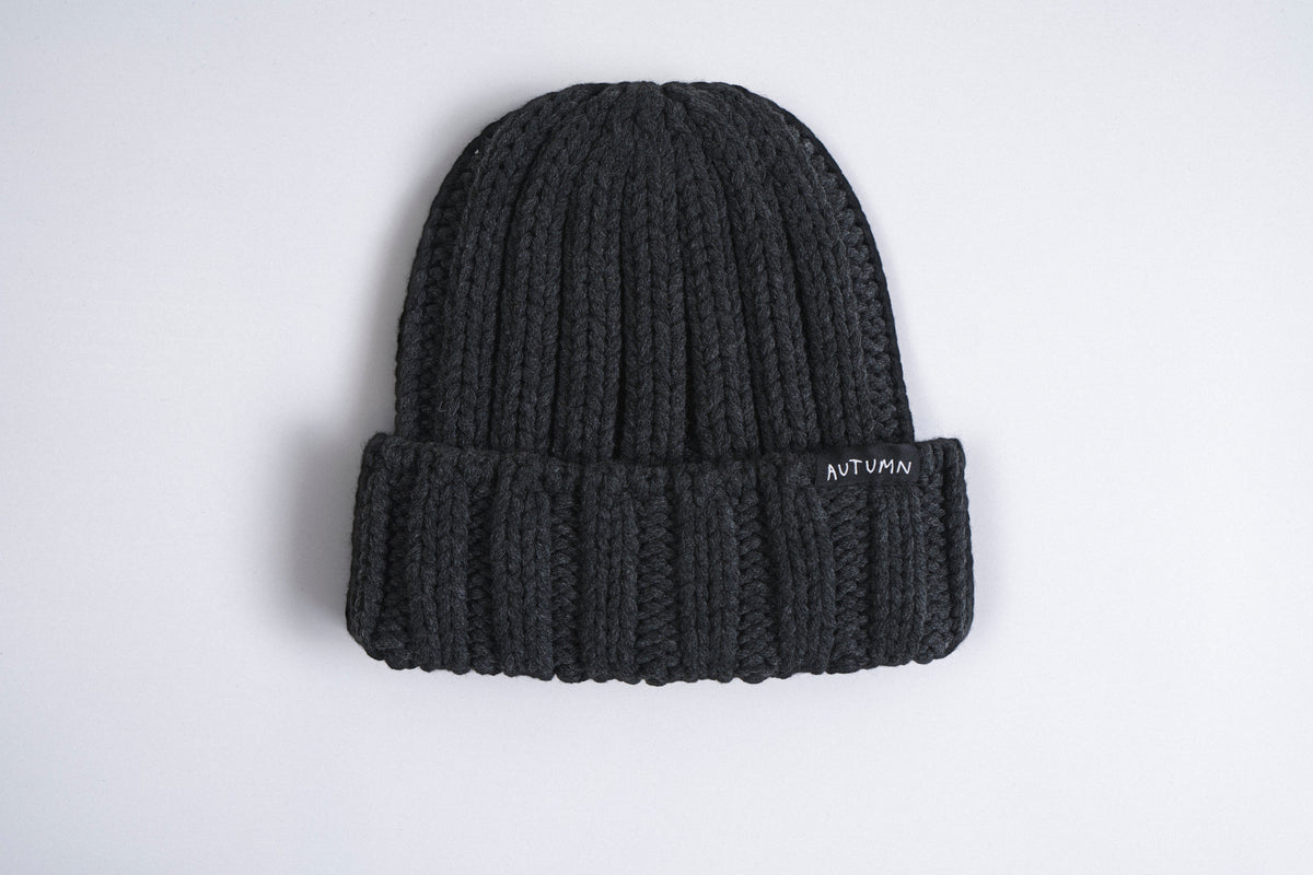 Autumn Thrift Beanie in Charcoal
