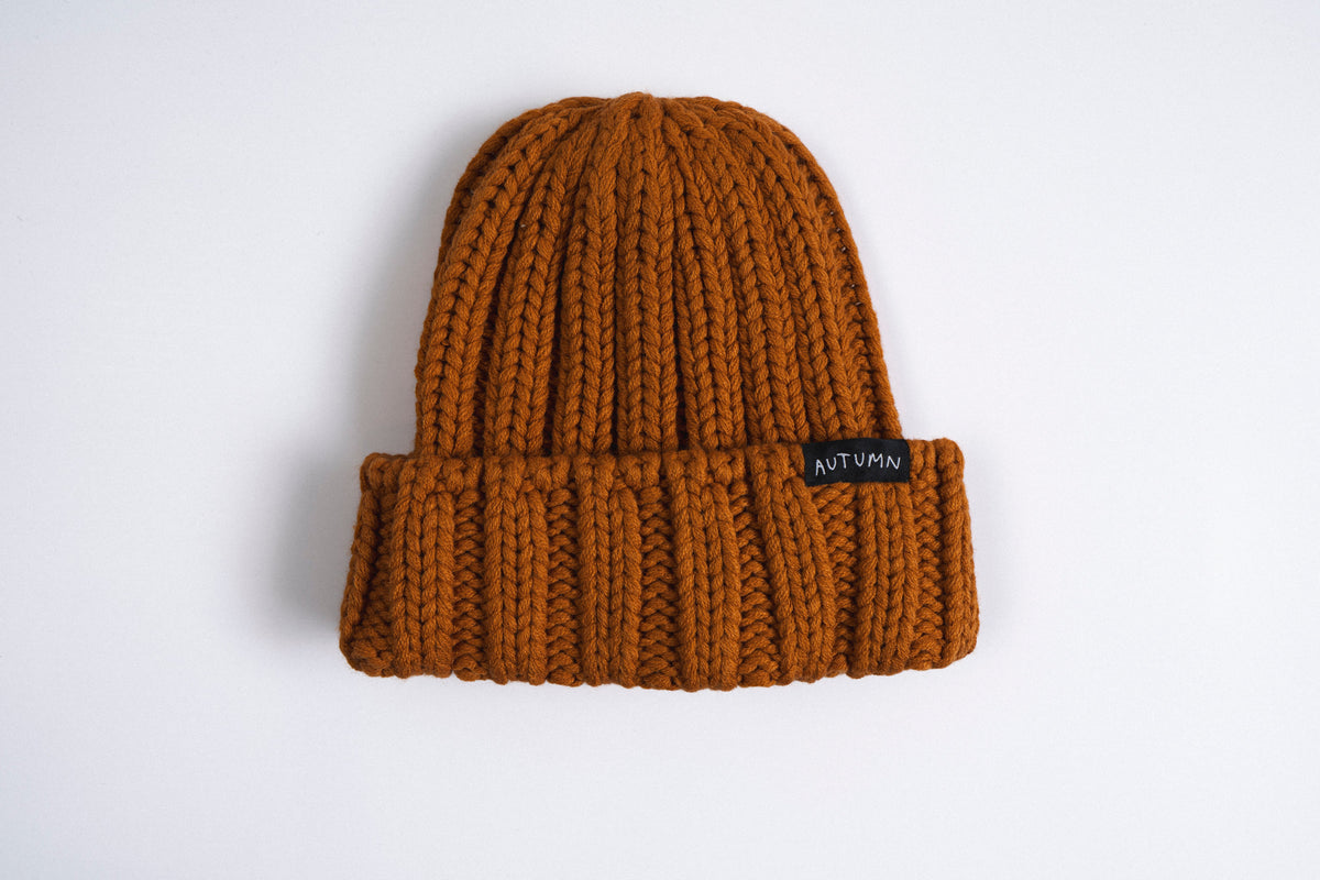 Autumn Thrift Beanie in Nutmeg