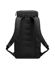 D_b_ | Hugger Backpack 25L