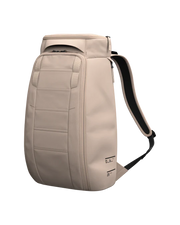 D_b_ | Hugger Backpack 25L