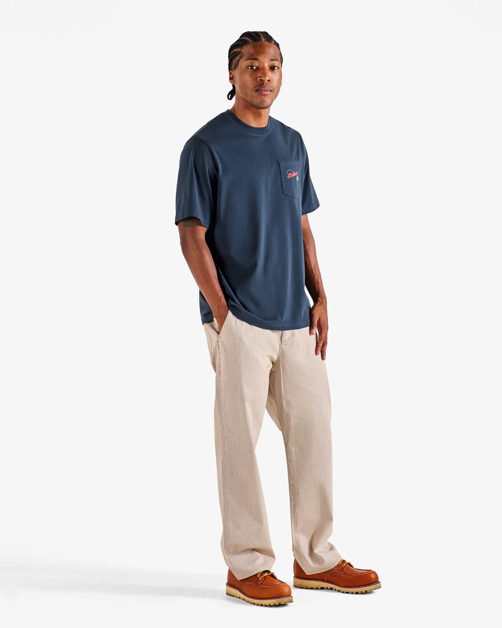 Malbon Golf Vista Demand Tee blueberry — red Demand the Best in World script print detail