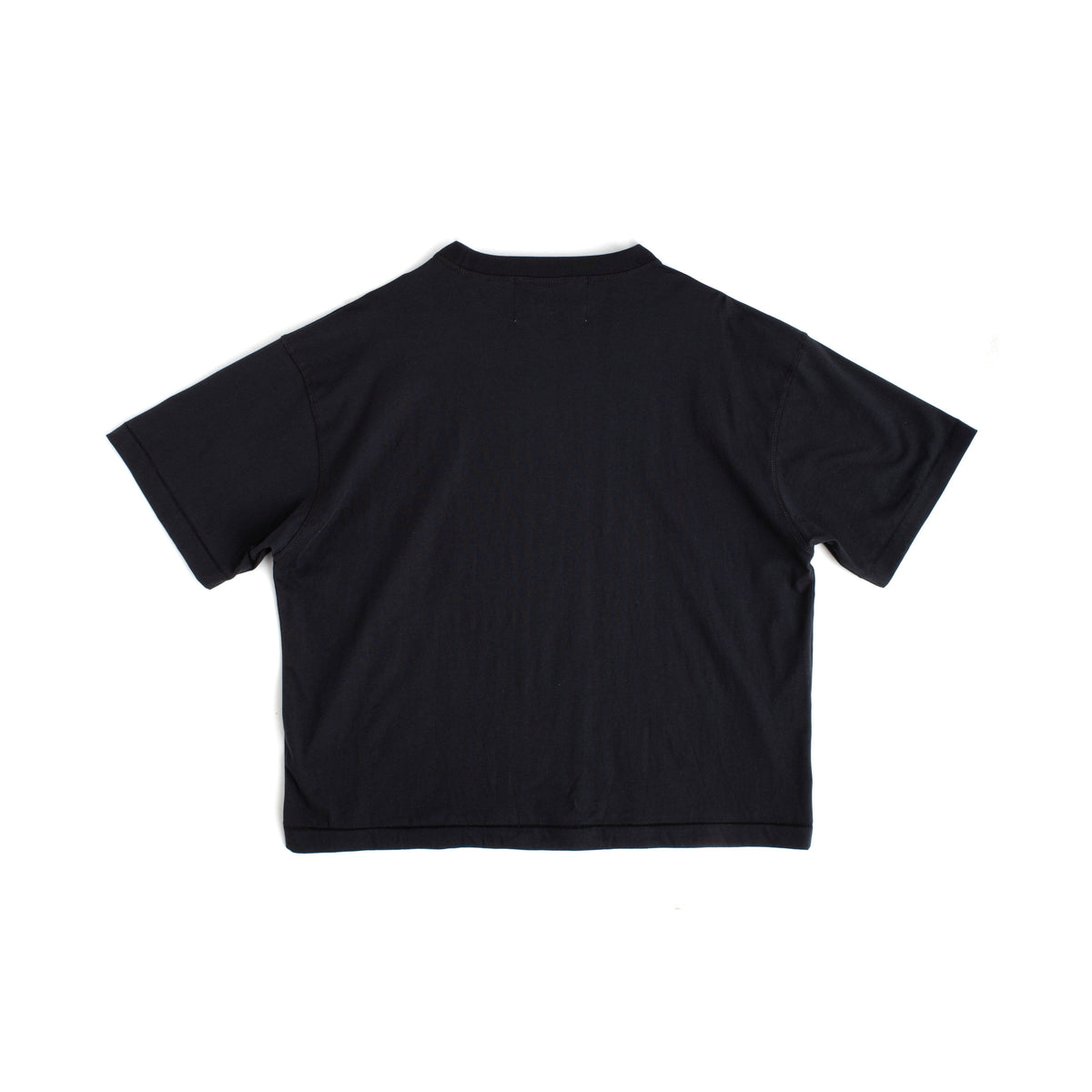 Jungles Jungles Everyday Tee black worn on model