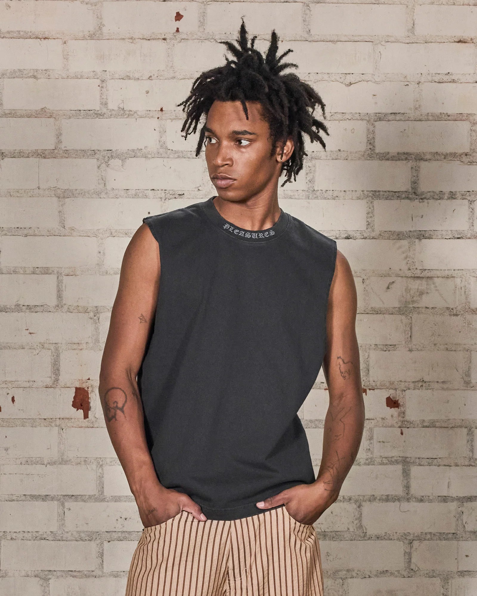 Pleasures Sorrow Sleeveless Shirt Black