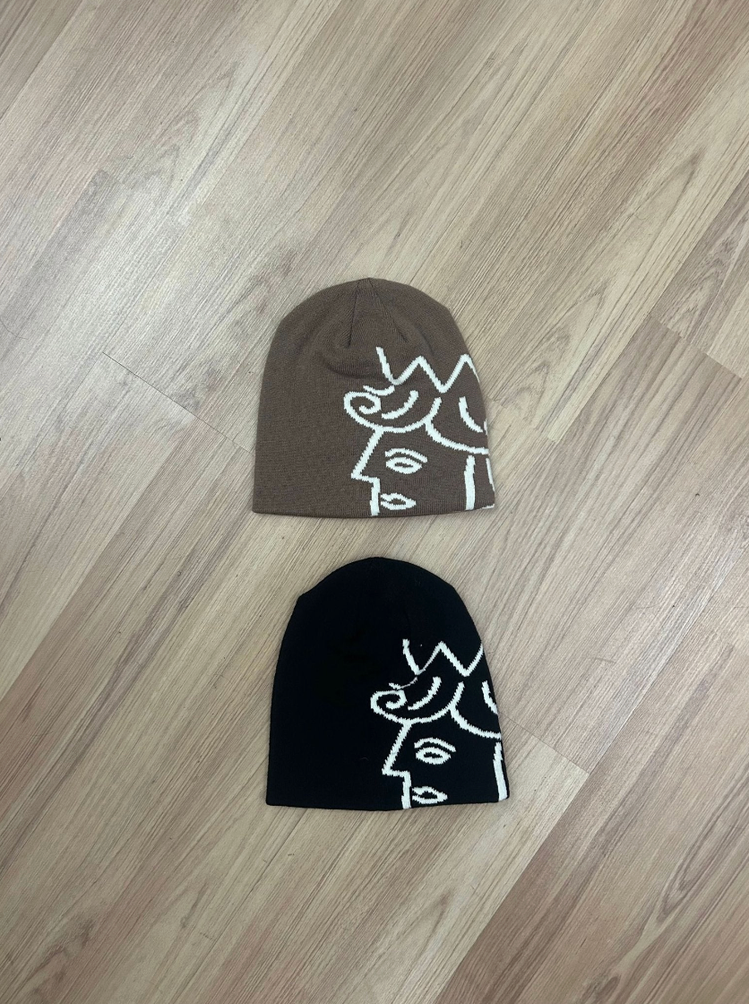 Victoria HK Queenhead Skullcap – Black