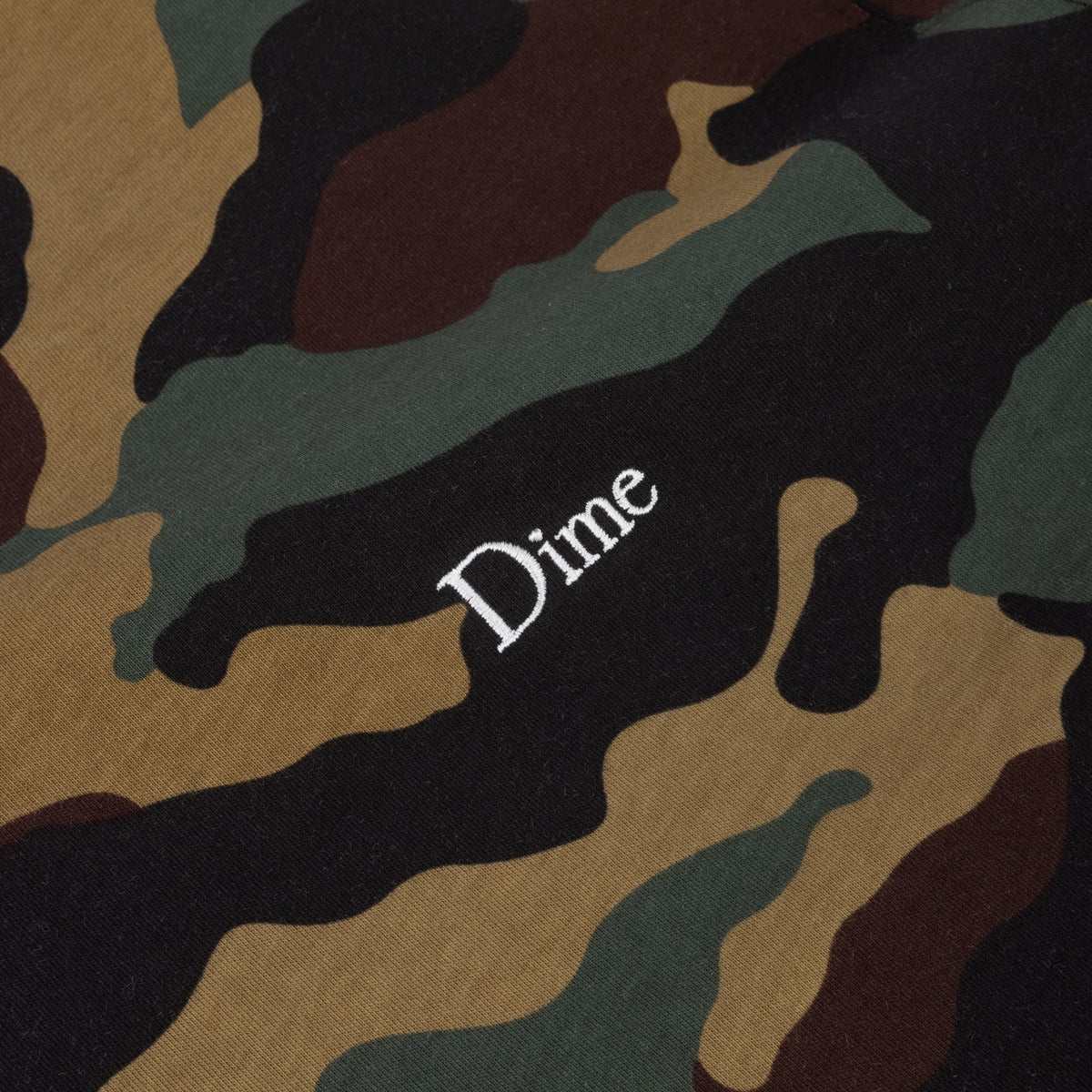 Dime MTL Classic Logo T-Shirt Dark Camo — logo detail