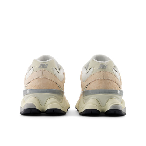 New Balance 9060 Women&