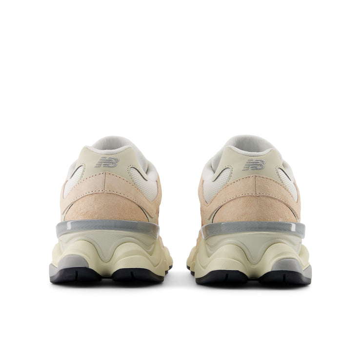 New Balance 9060 Women&