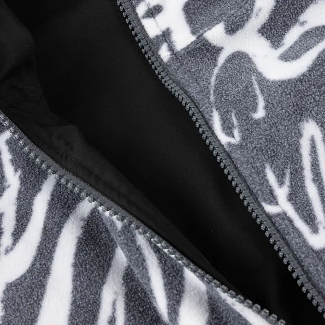 Dime MTL Reversible Chilling Fleece - Gallery Streetwear