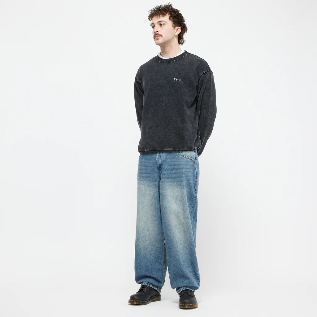 Dime MTL | French Terry Crewneck Faded Black - model