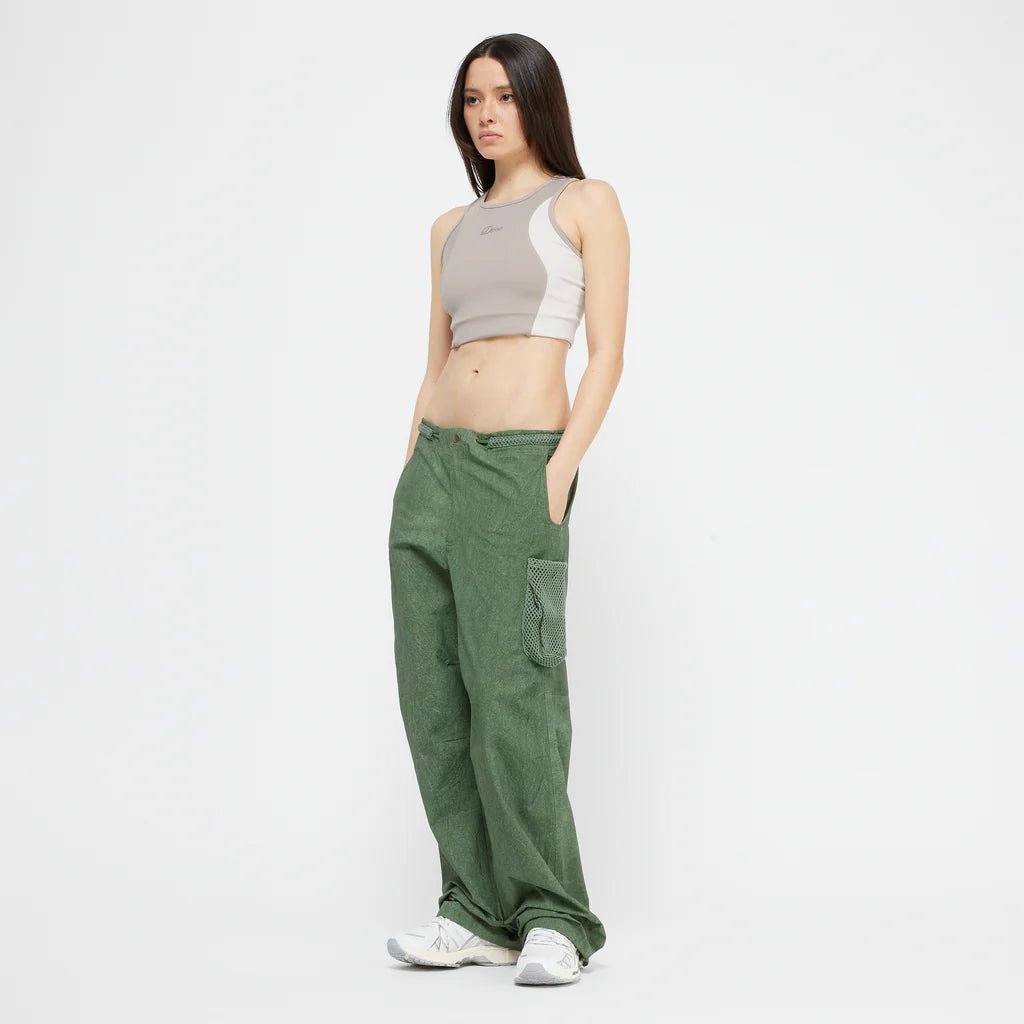 Dime MTL | Sports Top Taupe - model