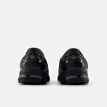 New Balance 1906L Loafer Black - Gallery Streetwear