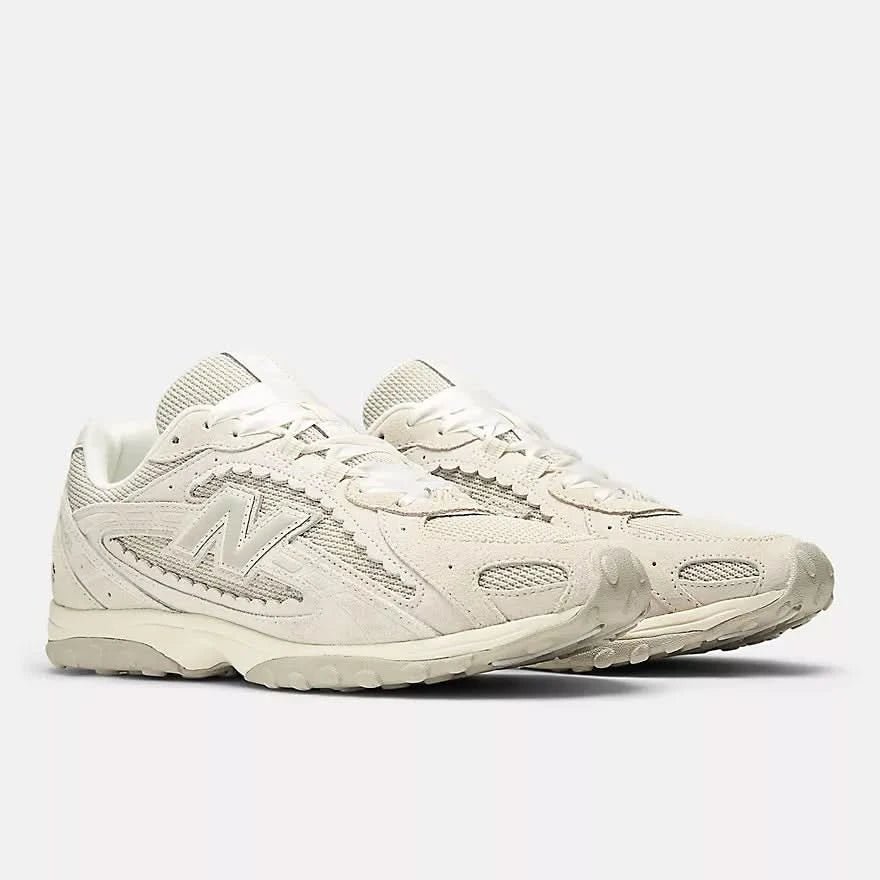 New Balance Women's 204L Shoe - Sea Salt / Linen - Gallery Streetwear