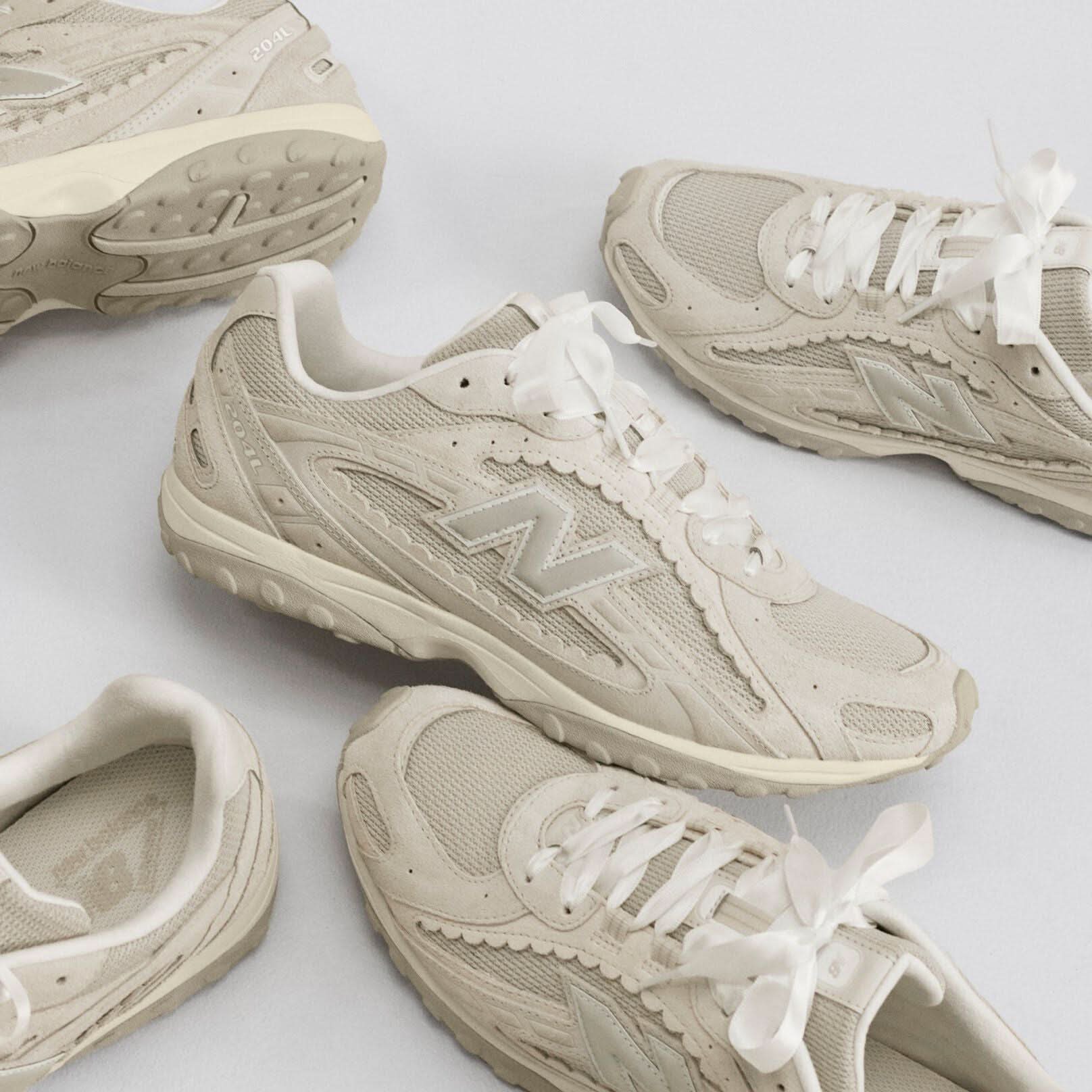 New Balance Women's 204L Shoe - Sea Salt / Linen - Gallery Streetwear