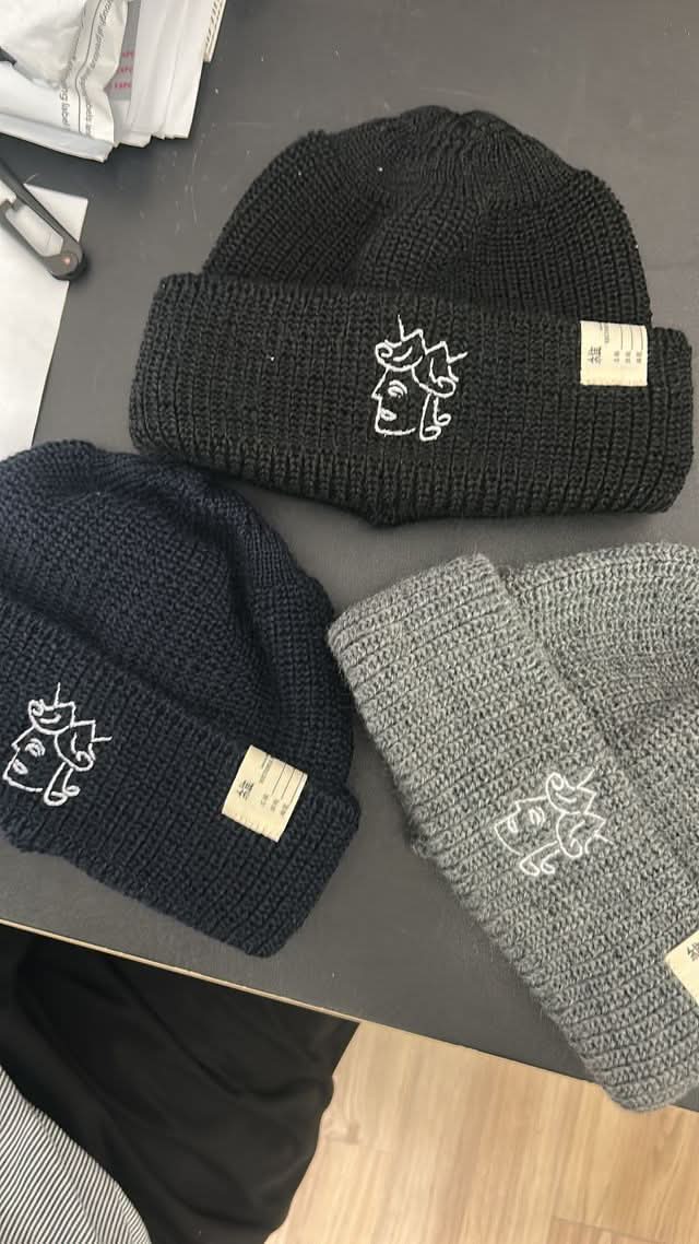Victoria HK QueenHead Cuff Beanie - Gallery Streetwear