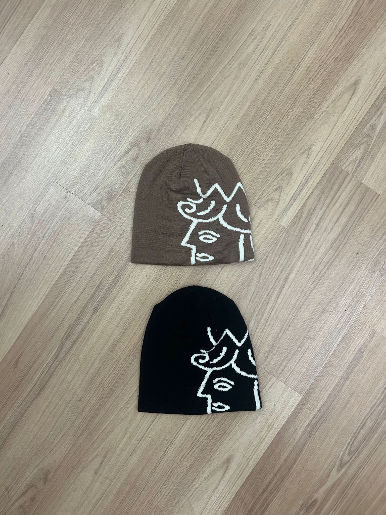Victoria HK QueenHead Skully - Gallery Streetwear
