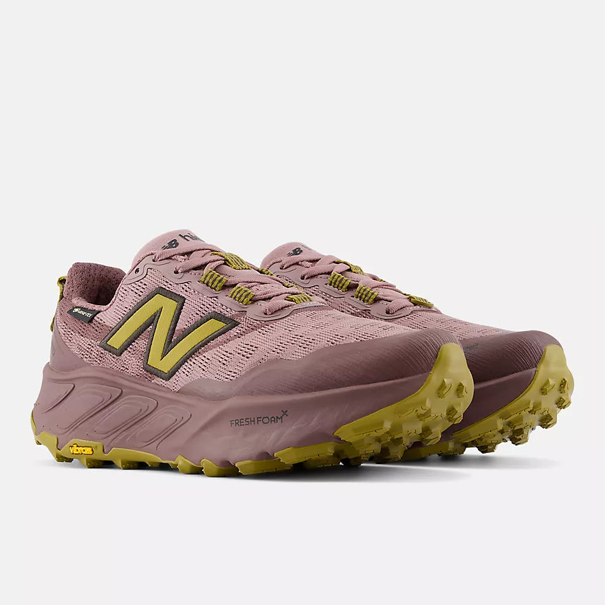 New Balance Women's Hierro v9 GORE-TEX, angled front pair view